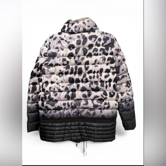 Moncler Black and White Animal Print Puffer Jacket size 1 - Picture 2 of 5